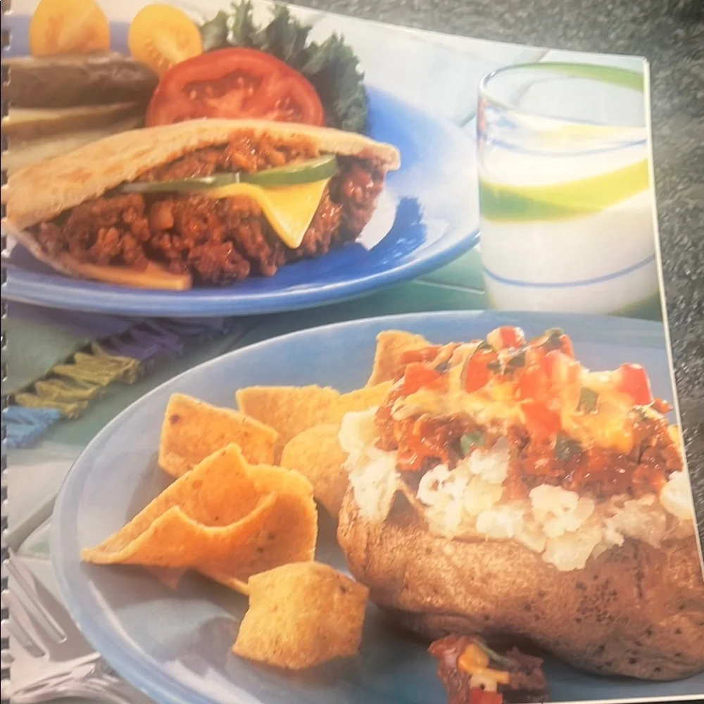 The Pampered Chef Delightful Desserts & Casual Cooking Cookbook Collection